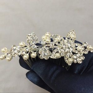 Rhinestone / Pearl Hair Comb, Wedding, Bridal, 4”